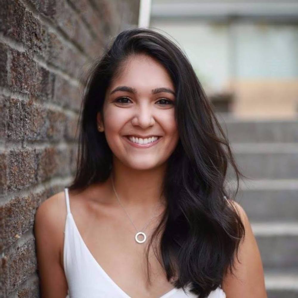 Meet your Posher, Esha